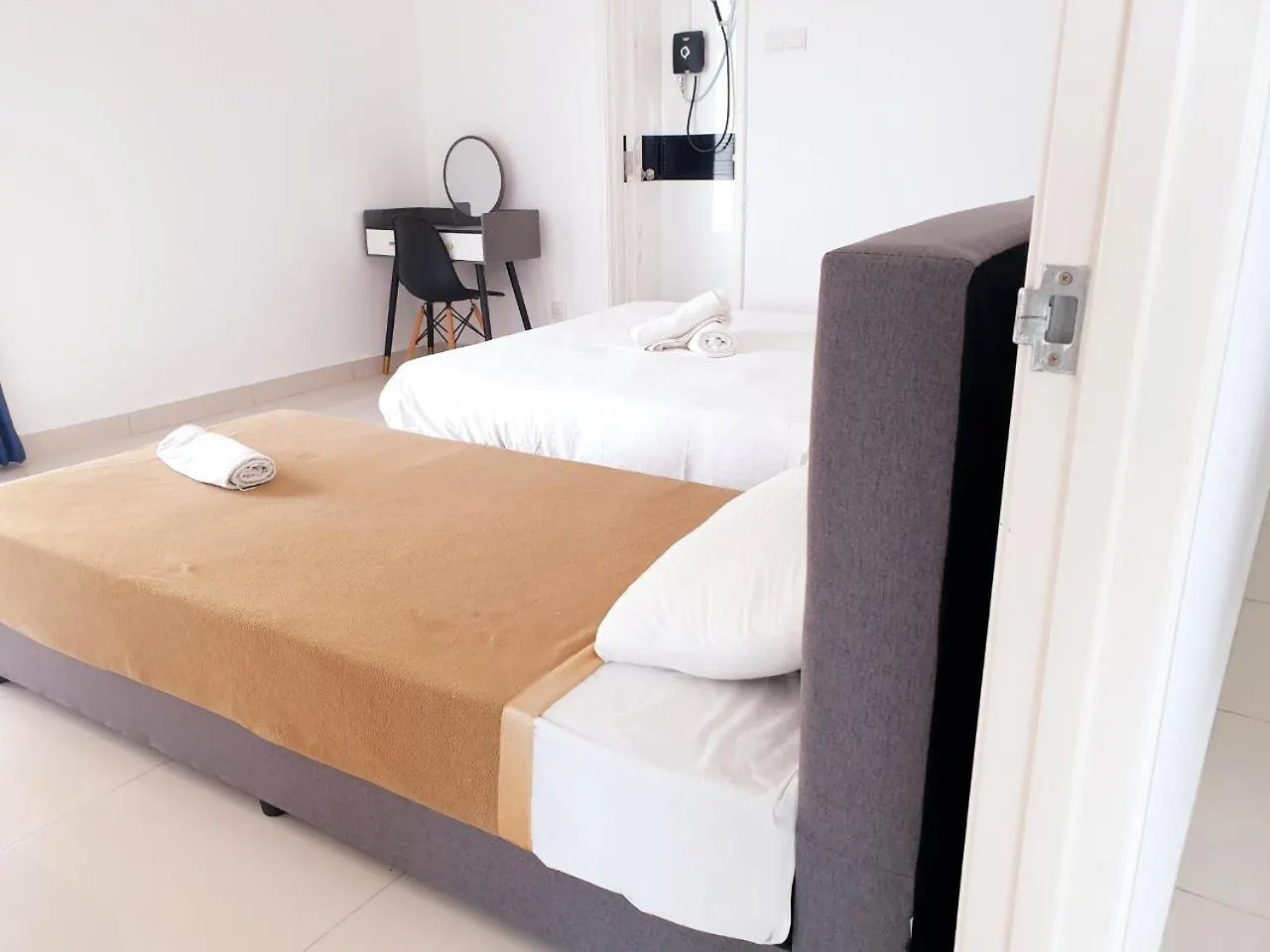 Merlene Suites At Mansion One Formerly Know As Mansion One Suites Апартаменты