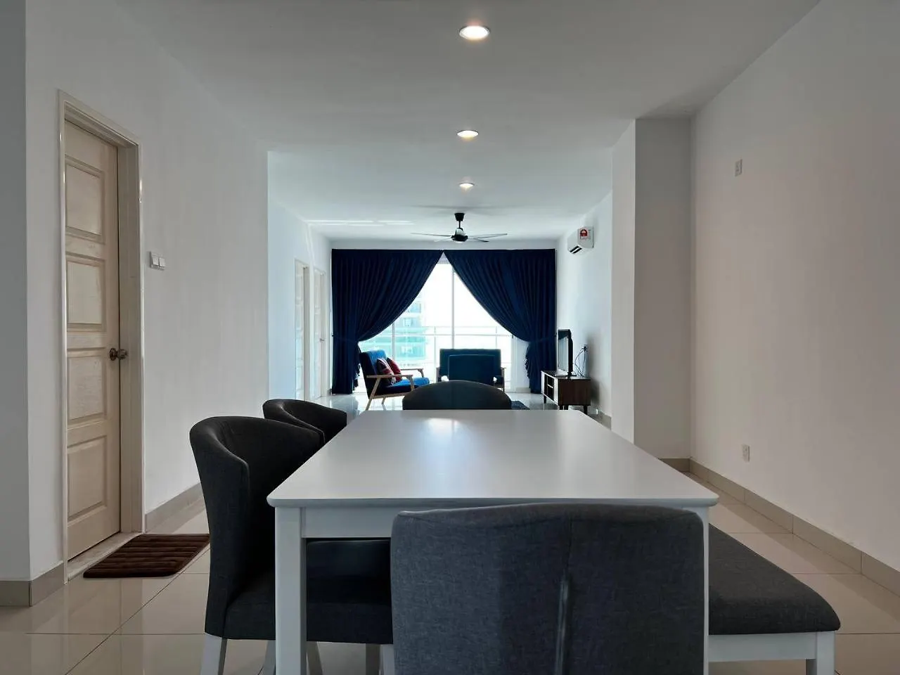 Apartment Merlene Suites At Mansion One Formerly Know As Mansion One Suites Malaysia